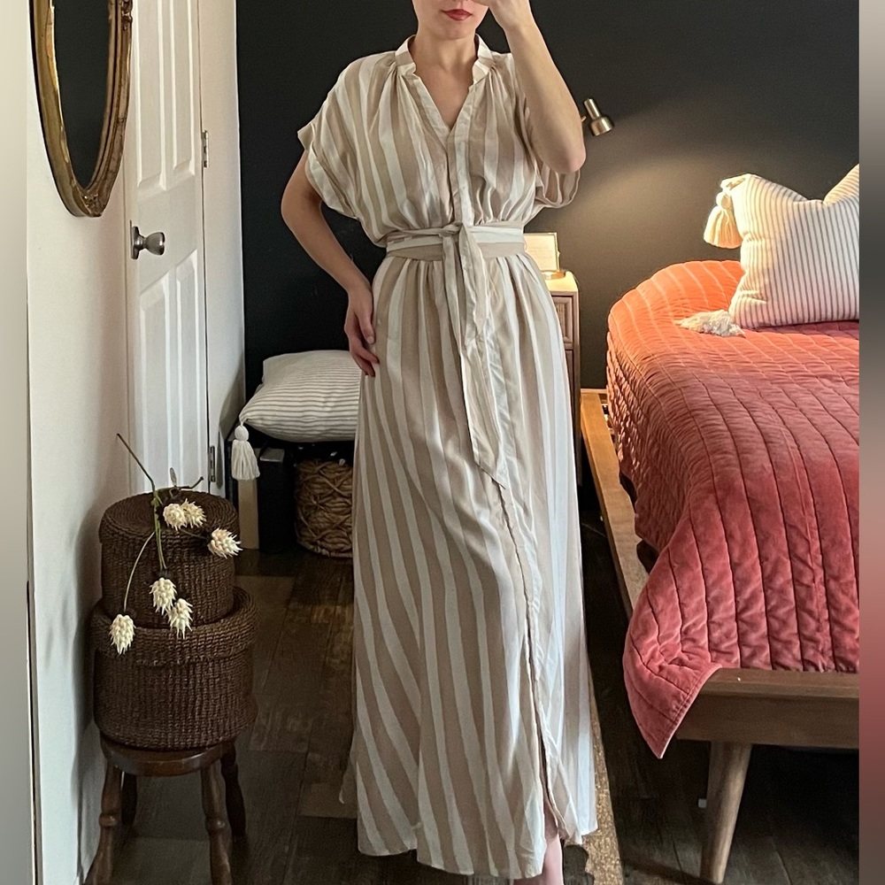 Maxi stripe white beige dress button down tie waist belt XS